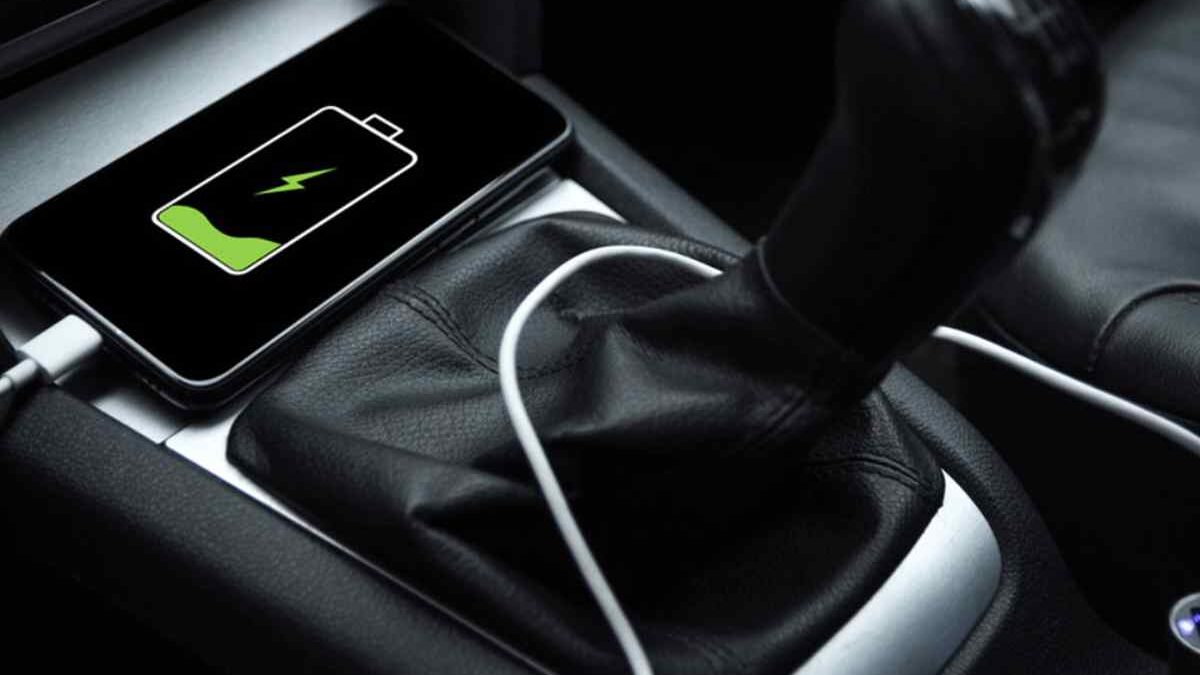 How to Choose the Right Car Charger for Your Devices